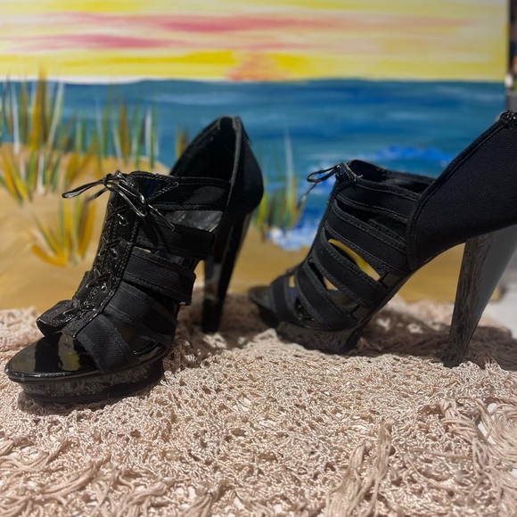 2 for $10 SEXY HOT Carlos Santana Size 8 M Zealous Black Platform PUMPS HEELS - Picture 1 of 9